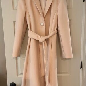 Chic Women's Cream Trench Coat